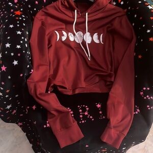 Moon crop top burgundy